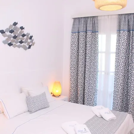 Blue Harmony's Naxos City